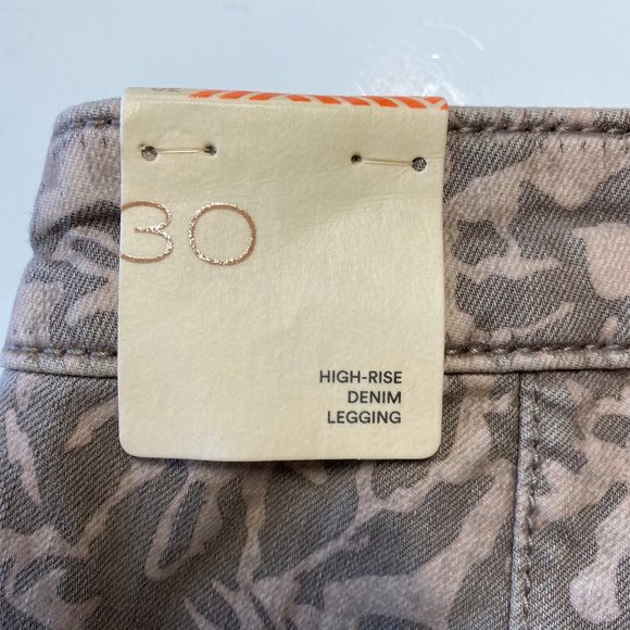 Anthropologie Pilcro Flocked High-Rise Jean Pants Floral Design Size 30 - Picture 7 of 8